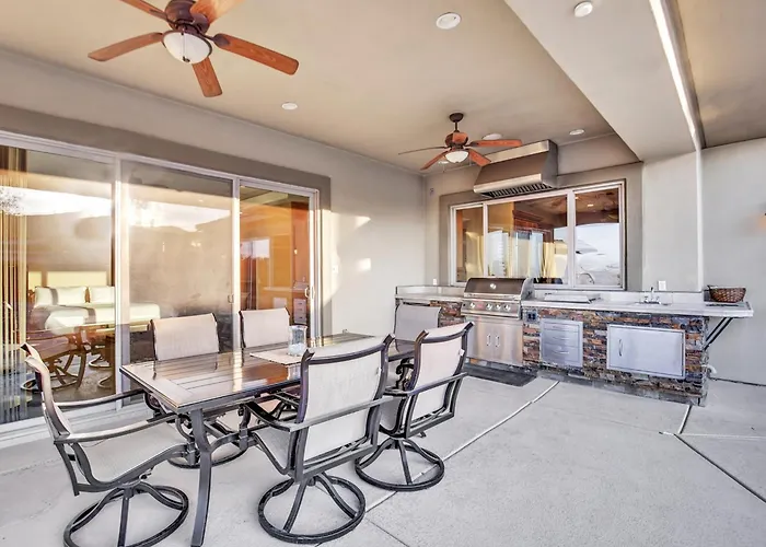 Oasis Retreat At Henderson Greens