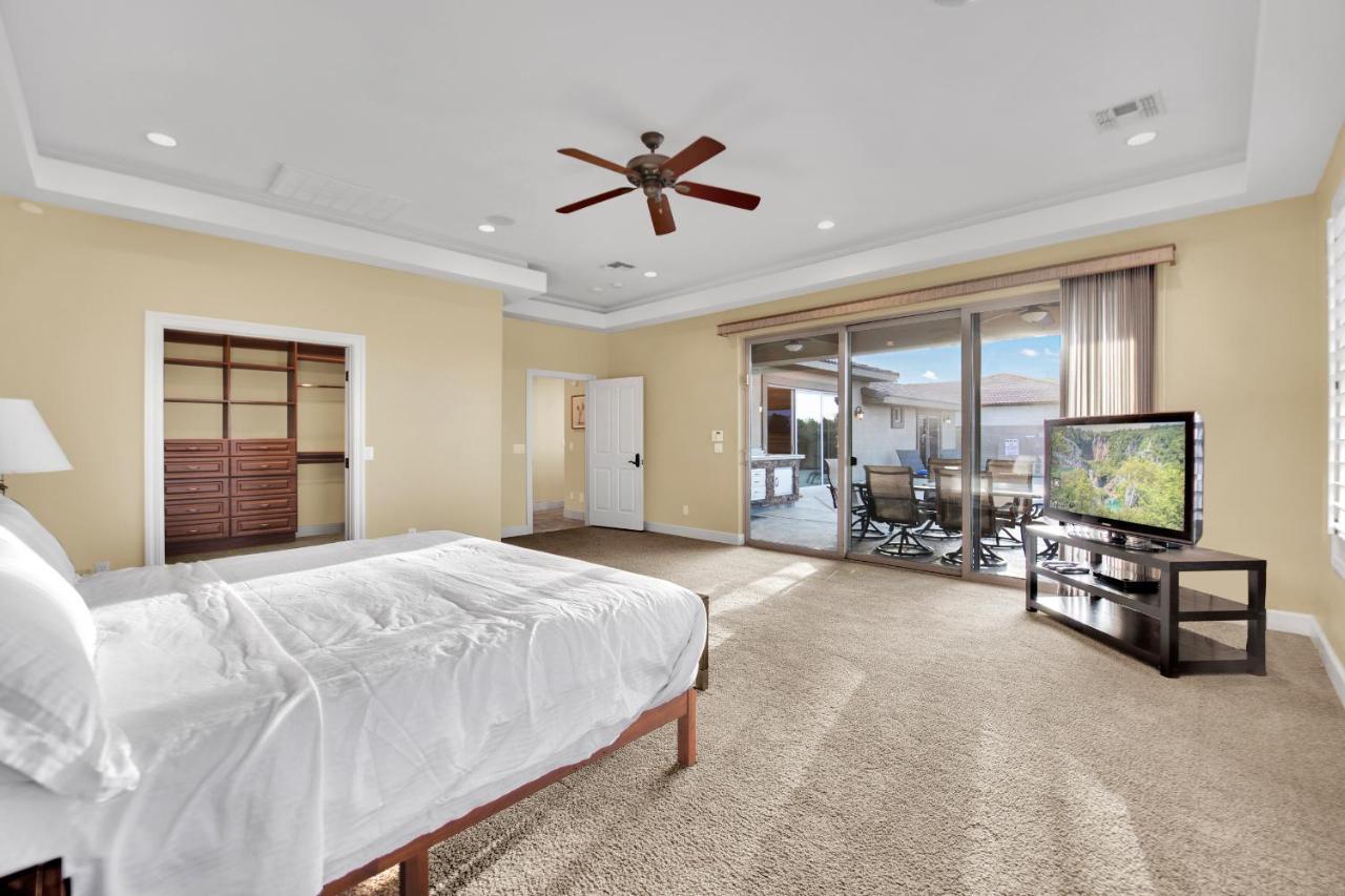 Oasis Retreat At Henderson Greens Hébergement de vacances *